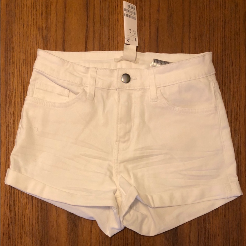 White high waisted shorts
